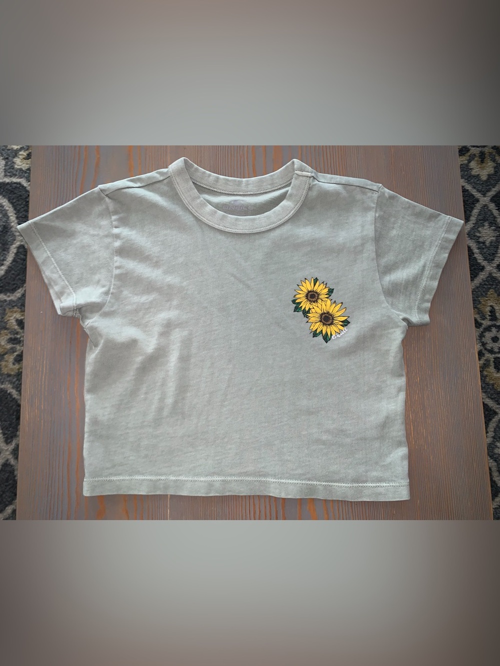 Womenโs OโNeill Sage Green Sunflower Crop Top